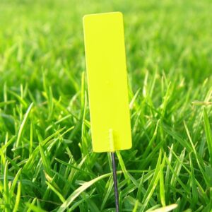 Pin markers Yellow