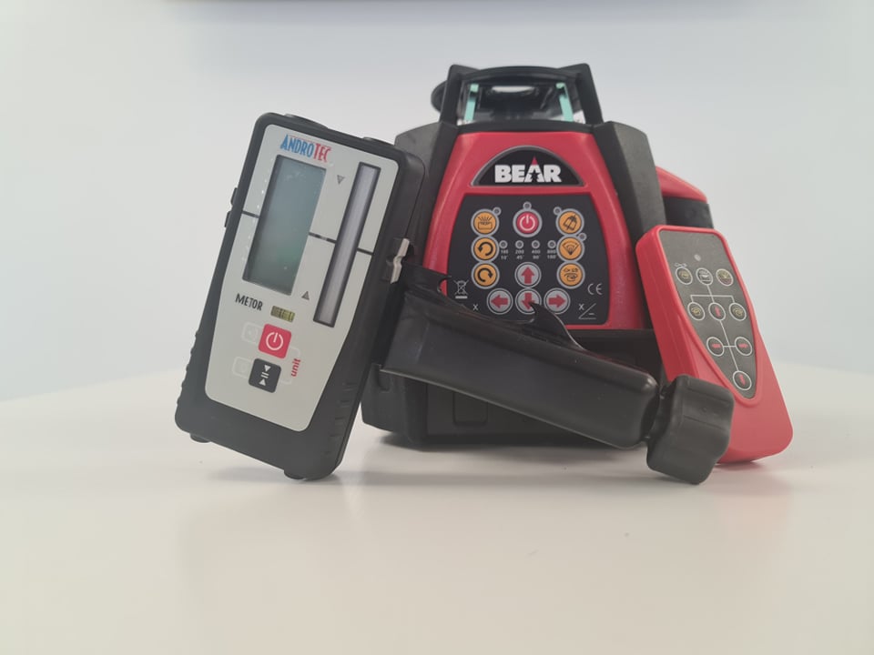 Bear Polar HV Laser Level with MM Receiver - Cody Corporation