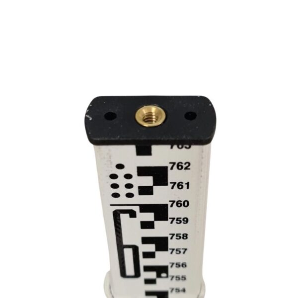 Fiberglass - 7.6m 1/2cm Metric Level Rod - Image 2